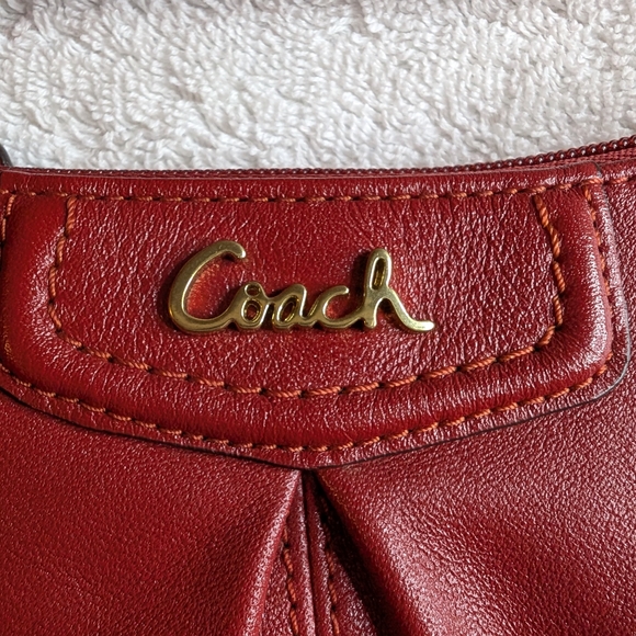 Coach Ashley Swing pack Cherry Red Leather Shoulder Bag - NWOT - Picture 3 of 8